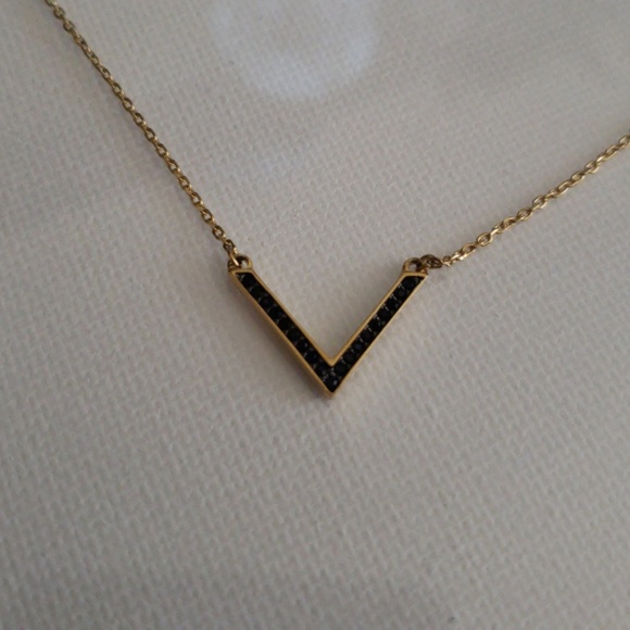 Authentic Michael Kors Necklace - Picture 5 of 8